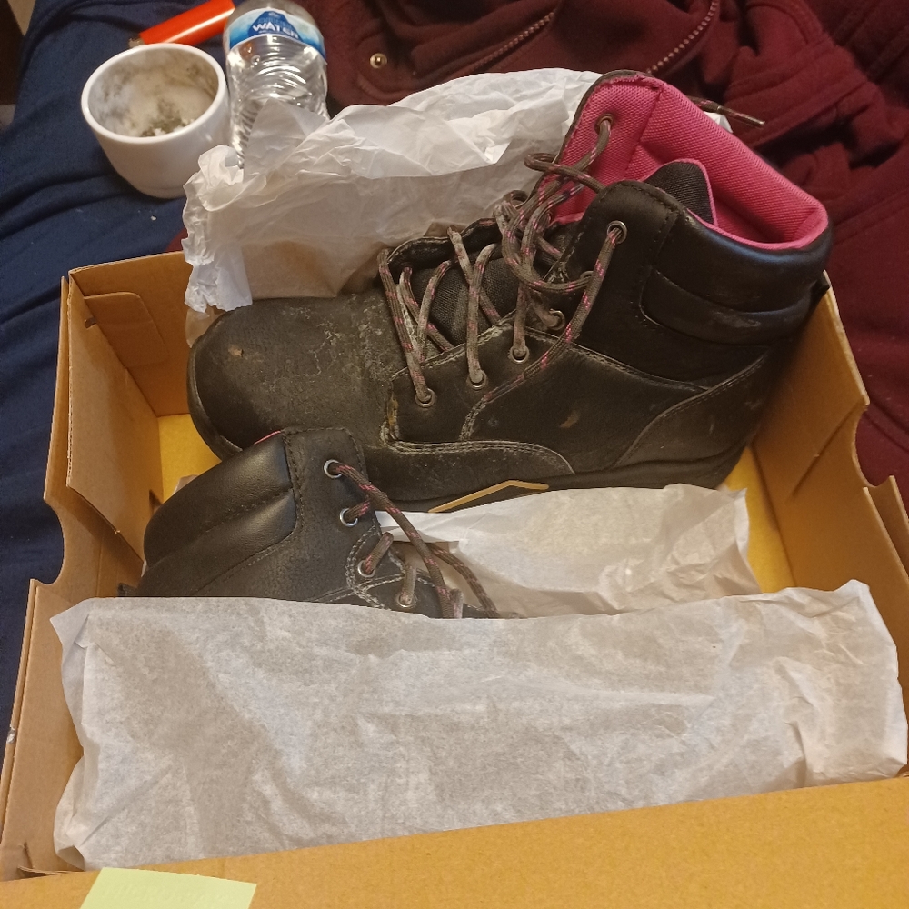 Sc2 or cat steel toe boots